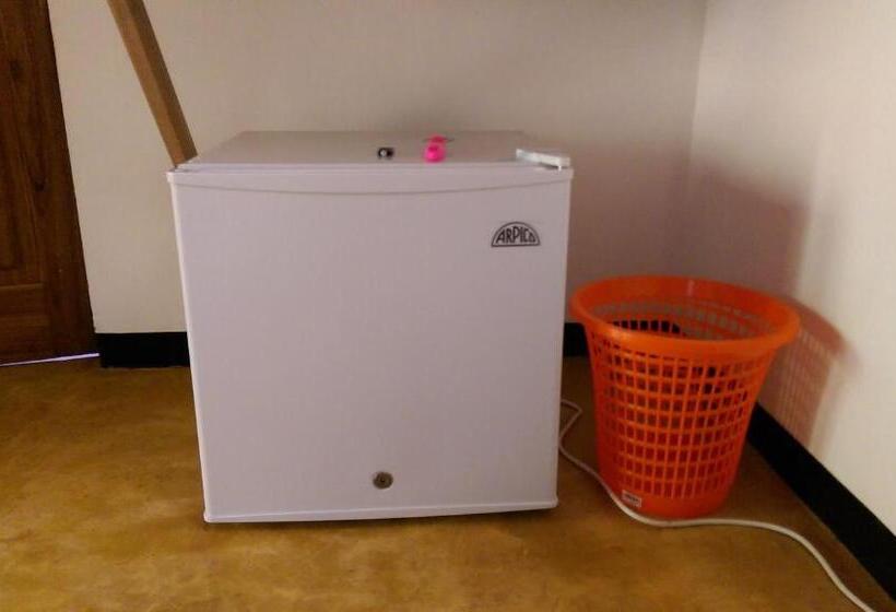 家庭洋房, Green Hill Cottage