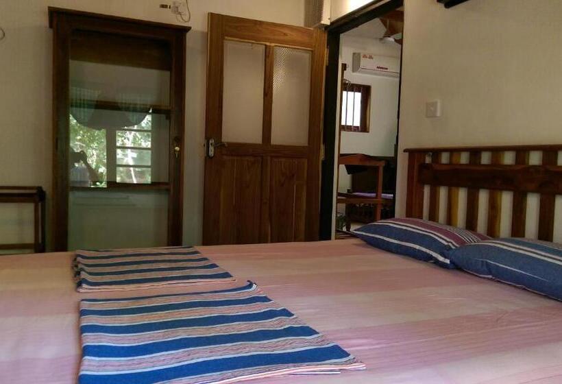 家庭洋房, Green Hill Cottage