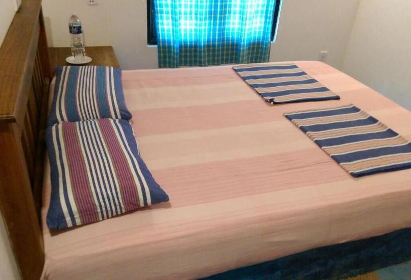 家庭洋房, Green Hill Cottage