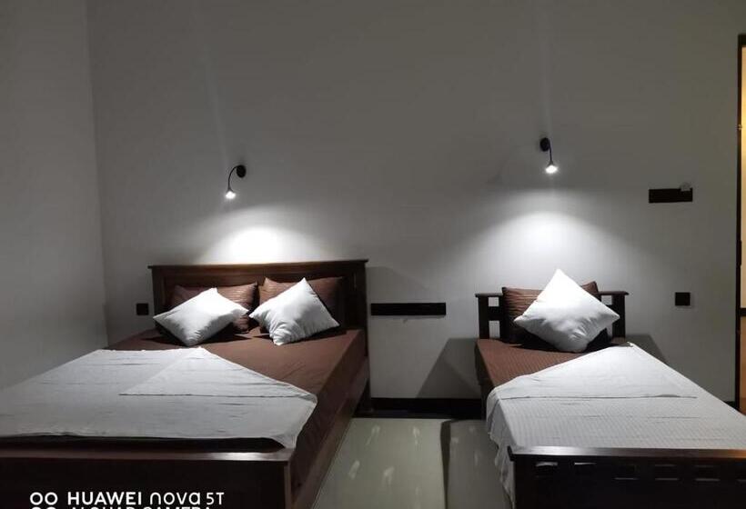 豪华洋房, Green Hill Cottage