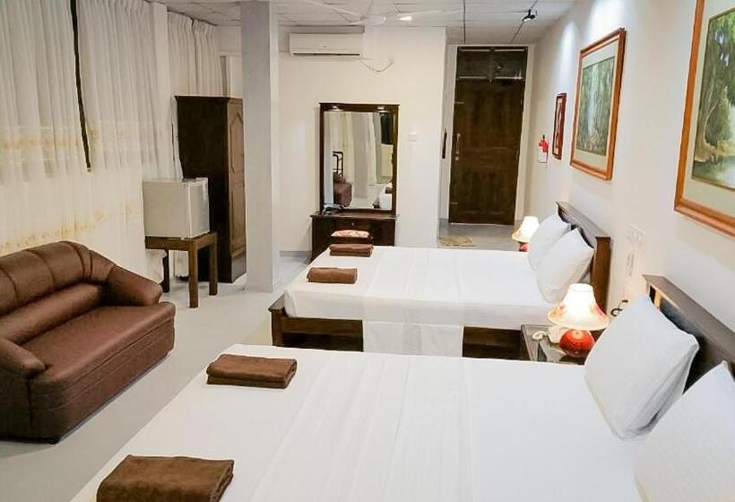 패밀리 룸 바다 전망, Paragon Mirissa