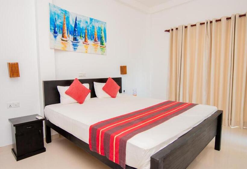 חדר דלוקס נוף לגינה, Nico Beach