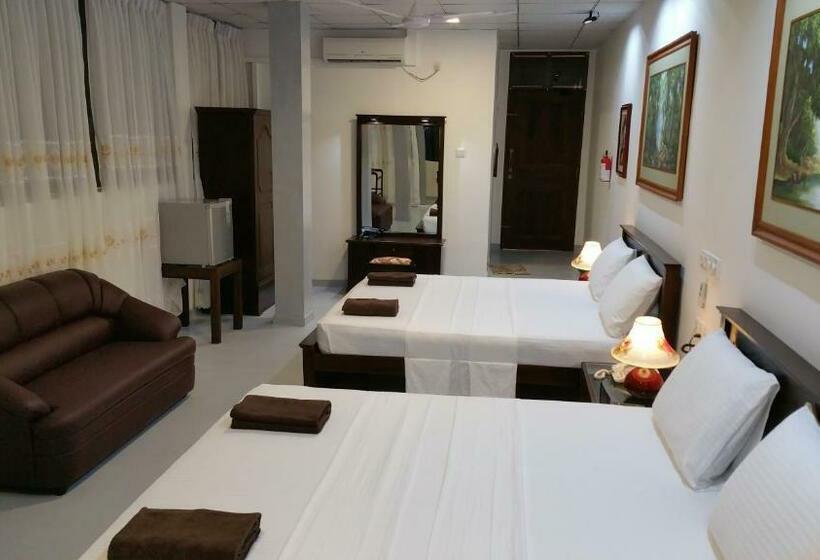 패밀리 룸 바다 전망, Paragon Mirissa