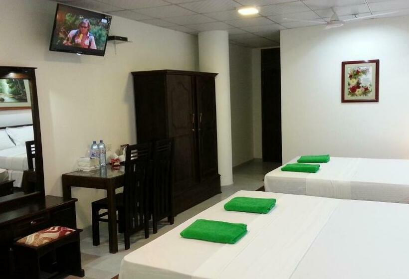 패밀리 룸 가든 전망, Paragon Mirissa