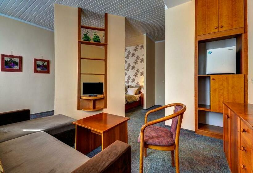 סוויטה, Pizzeria Istria