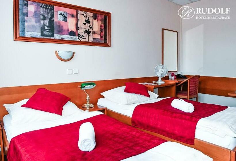 Standard Værelse, Rudolf