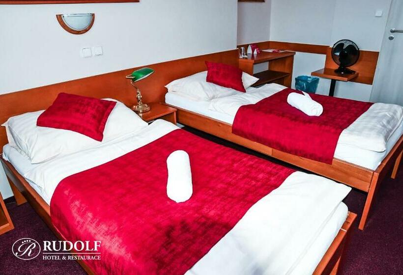 Standard Værelse, Rudolf