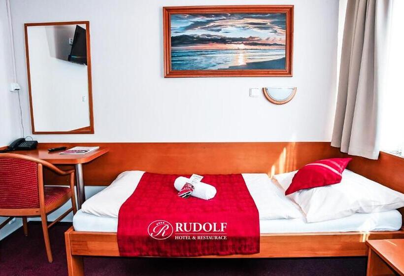Standard Enkeltværelse, Rudolf
