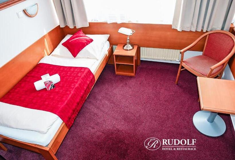 Standard Enkeltværelse, Rudolf