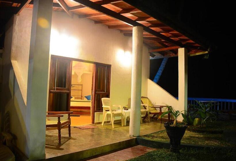 Номер Deluxe, Shanthi Beach Resort