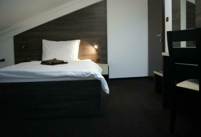 Standard Egyágyas Szoba, Třebovický Mlýn