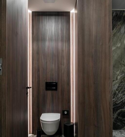 スーペリアールーム, Theatre