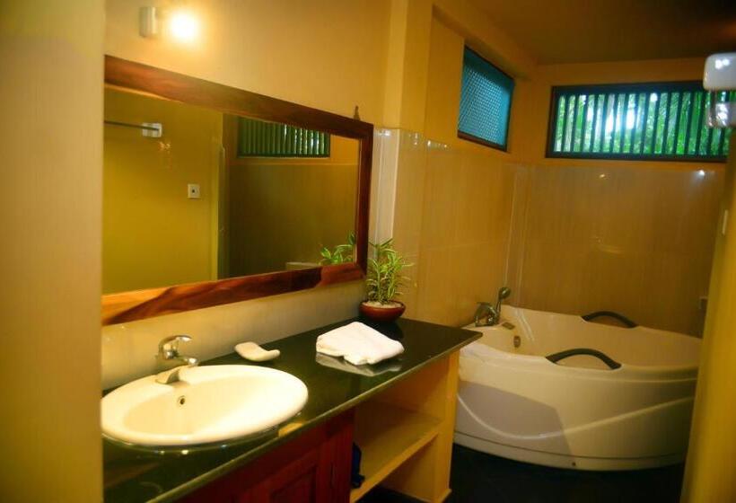 带阳台套房, Tropical Retreat