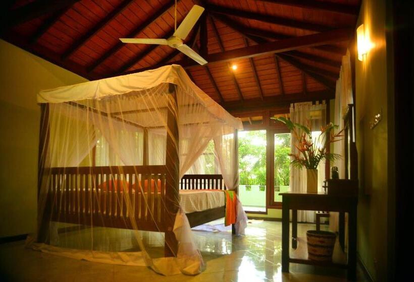 バルコニー付きデラックスルーム, Tropical Retreat