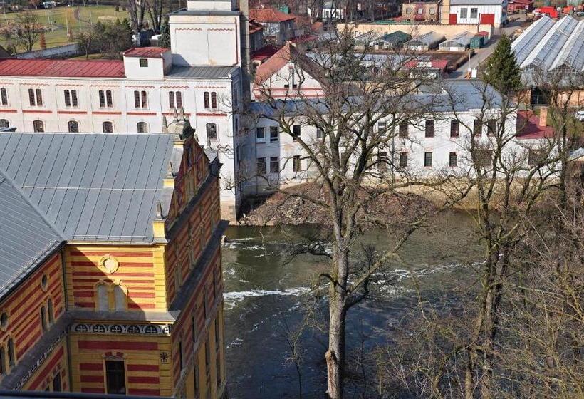 דירת חדר, U Radnice