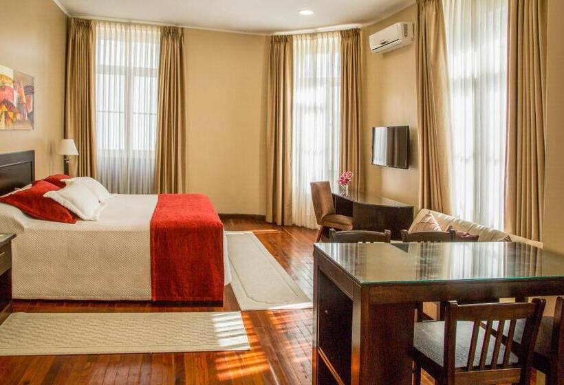 豪华套房, Victoria Plaza