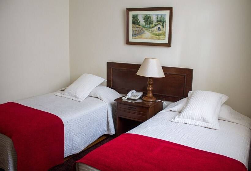 标准间, Victoria Plaza