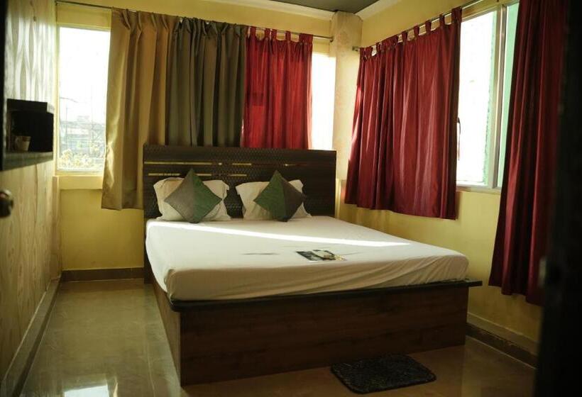 חדר סטנדרט, Airport Heaven