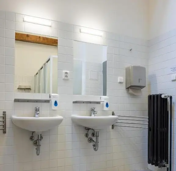 اتاق اکونومی, A Hostel Zámecký Pivovar Litomyšl