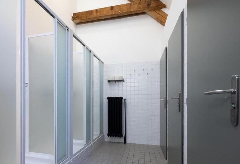 Номер Economy, A Hostel Zámecký Pivovar Litomyšl