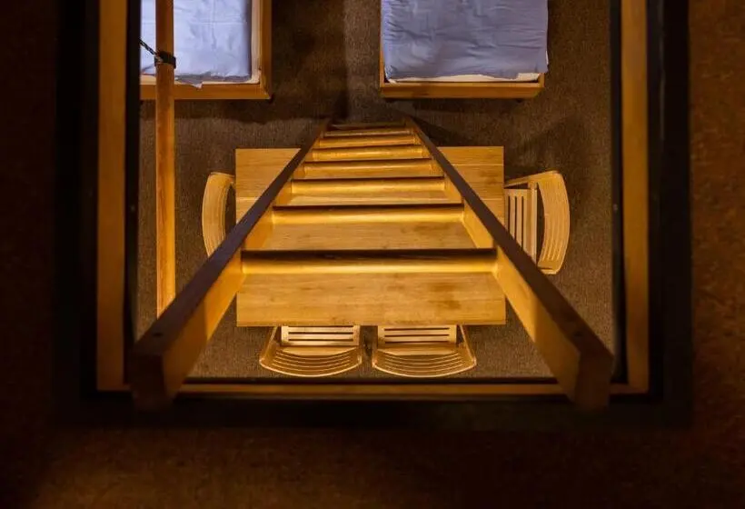 اتاق چهار تخته با دستشویی مشترک, A Hostel Zámecký Pivovar Litomyšl