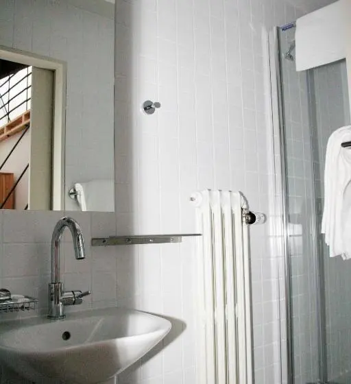 اتاق استاندارد سه نفره, A Hostel Zámecký Pivovar Litomyšl