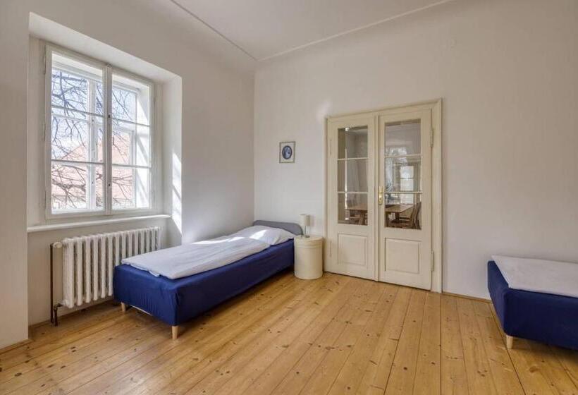 Апартаменты 2 Спальни, A Hostel Zámecký Pivovar Litomyšl
