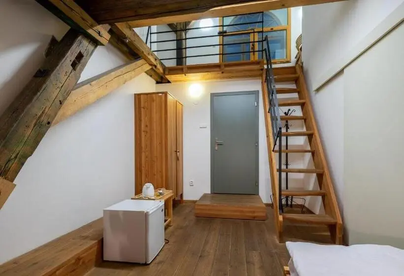 اتاق استاندارد یک نفره, A Hostel Zámecký Pivovar Litomyšl