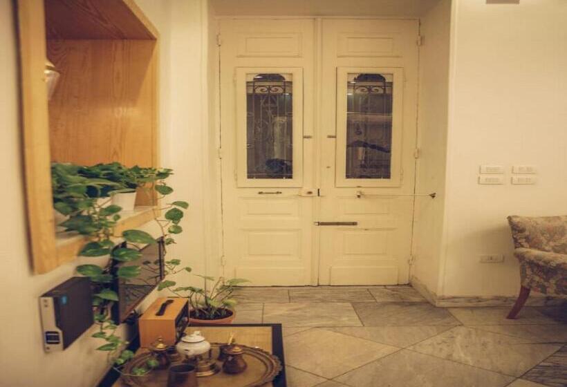 اتاق لوکس, Paris Hotel Cairo