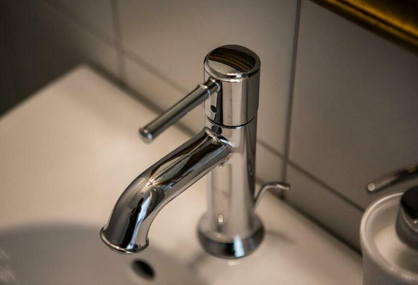 غرفة قياسية, Kaptensvillan