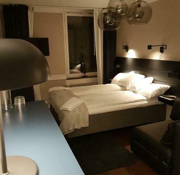 标准间, L Kong Christian