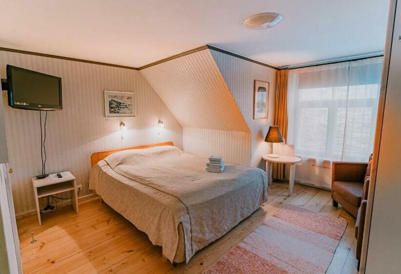 اتاق استاندارد, Tampere Maja