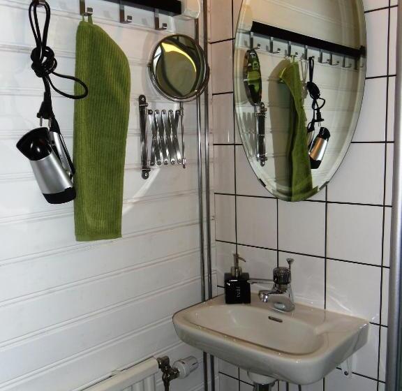 اتاق استاندارد, Ekeliden B&b