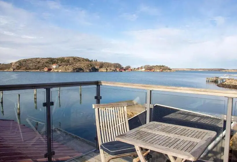 3ベッドルームハウス, Everts Sjöbods Bed & Breakfast