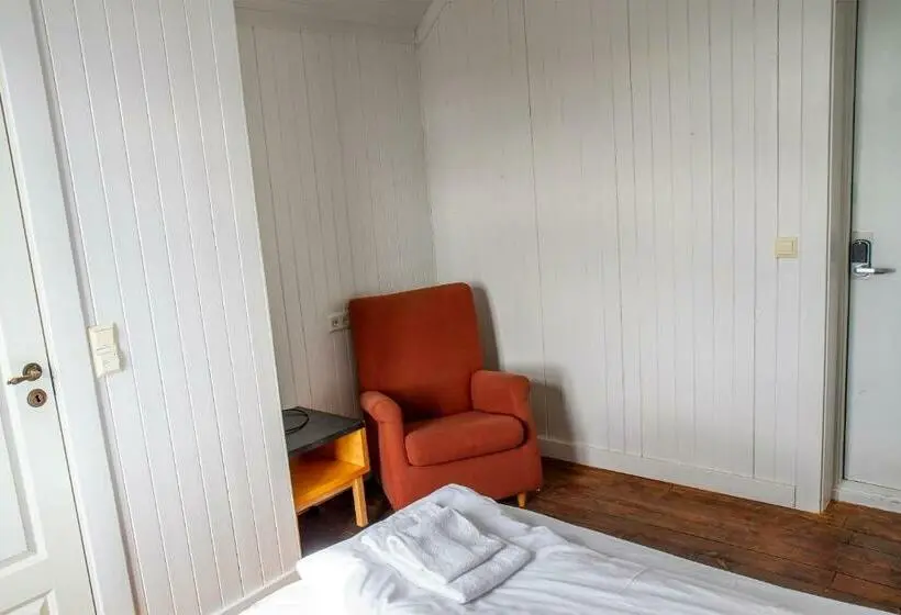 Economy-huone, Fast Hotel Henningsvær