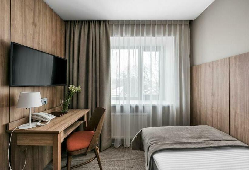 اتاق استاندارد یک نفره, Big Stone