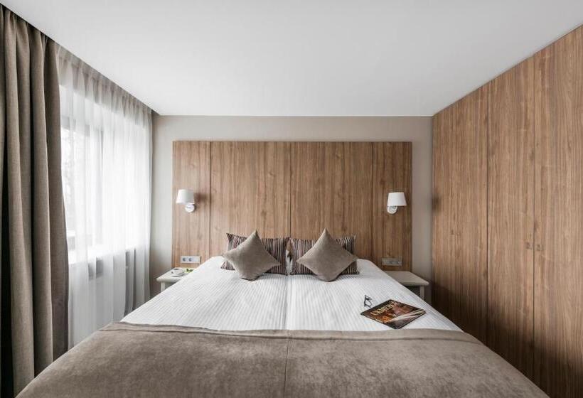 اتاق استاندارد, Big Stone