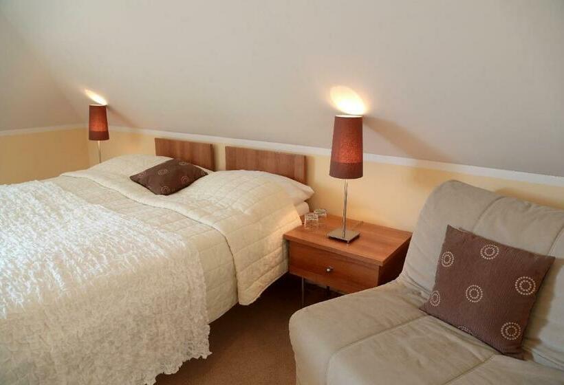 Номер Стандарт Трехместный, Boutique Hotel Golf Garni