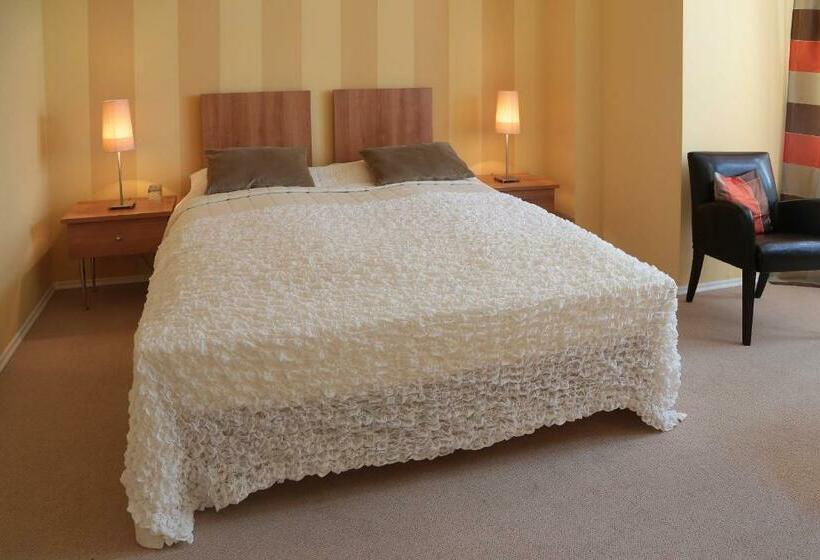 חדר משפחתי, Boutique Hotel Golf Garni