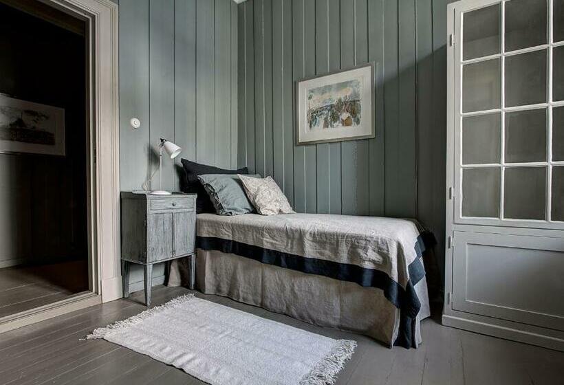 スタンダードシングルルーム, Camillas Hus