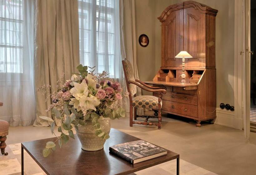 ジュニアスイート, Camillas Hus