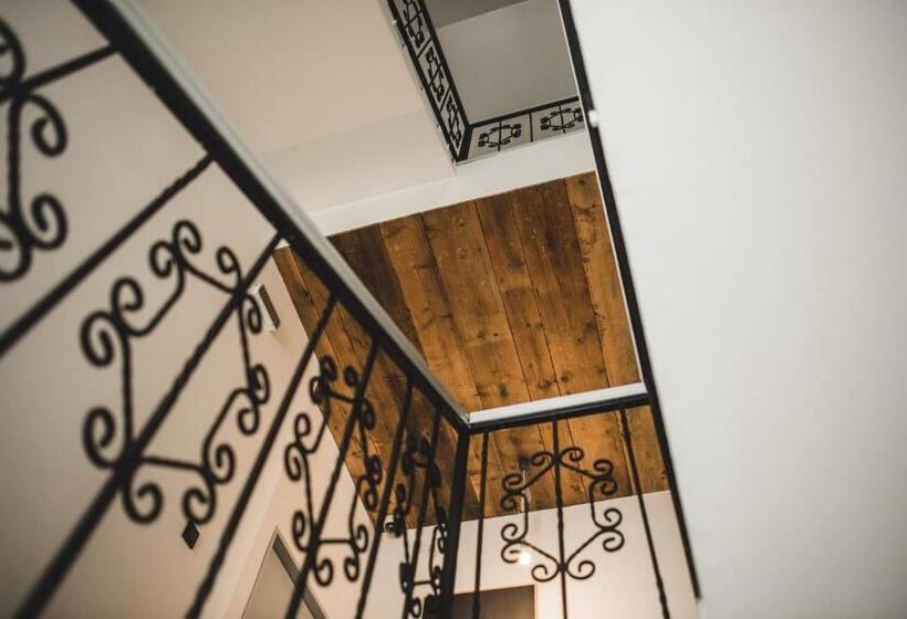 غرفة ديلوكس, City.city