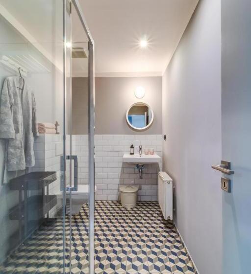 غرفة إقتصادية, City.city