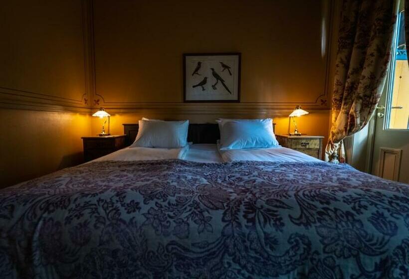 Pokój Deluxe z Balkonem, Dalen