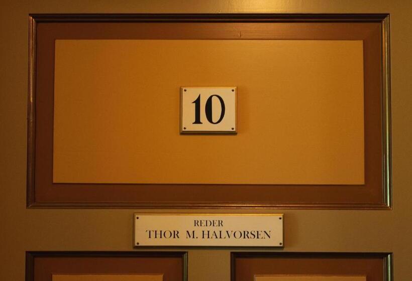 Pokój Deluxe z Balkonem, Dalen