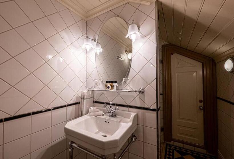 Pokój Standard, Dalen