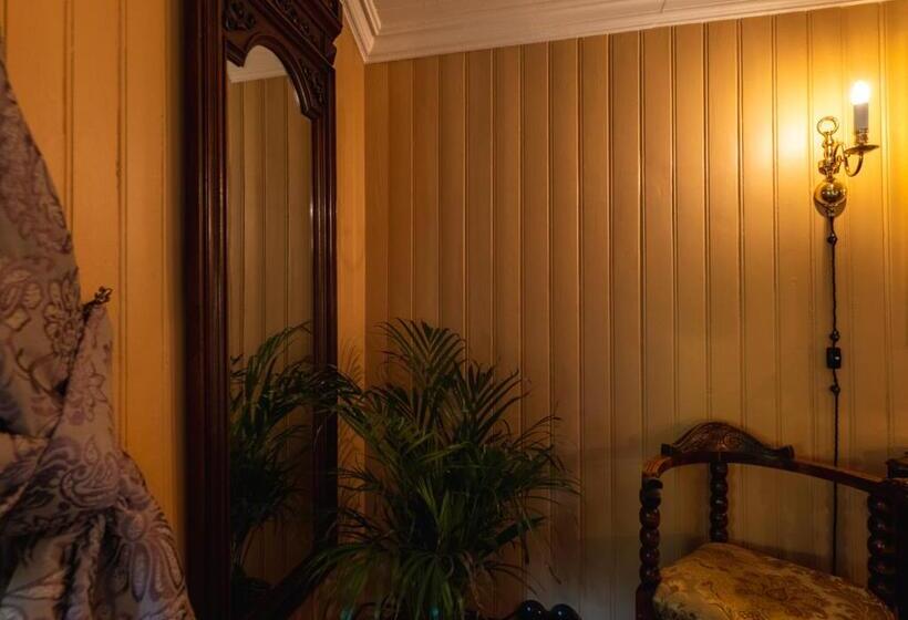 Pokój Standard, Dalen