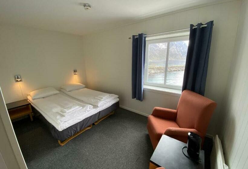 Номер Стандарт, Fast Hotel Henningsvær