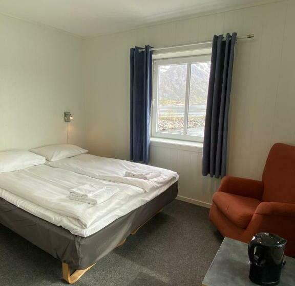 Номер Стандарт, Fast Hotel Henningsvær