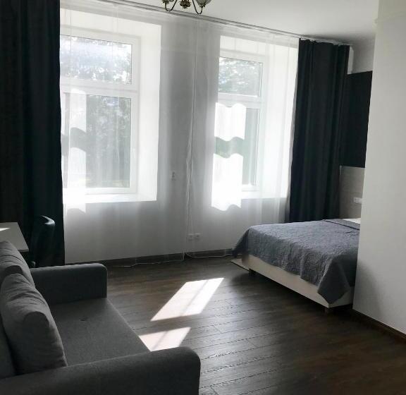 اتاق استاندارد, L Wesenbergh